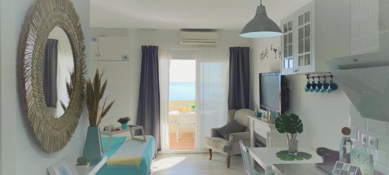 El Estudio De La Playa Benalbeach Holidays Deluxe Benalmádena Buitenkant foto