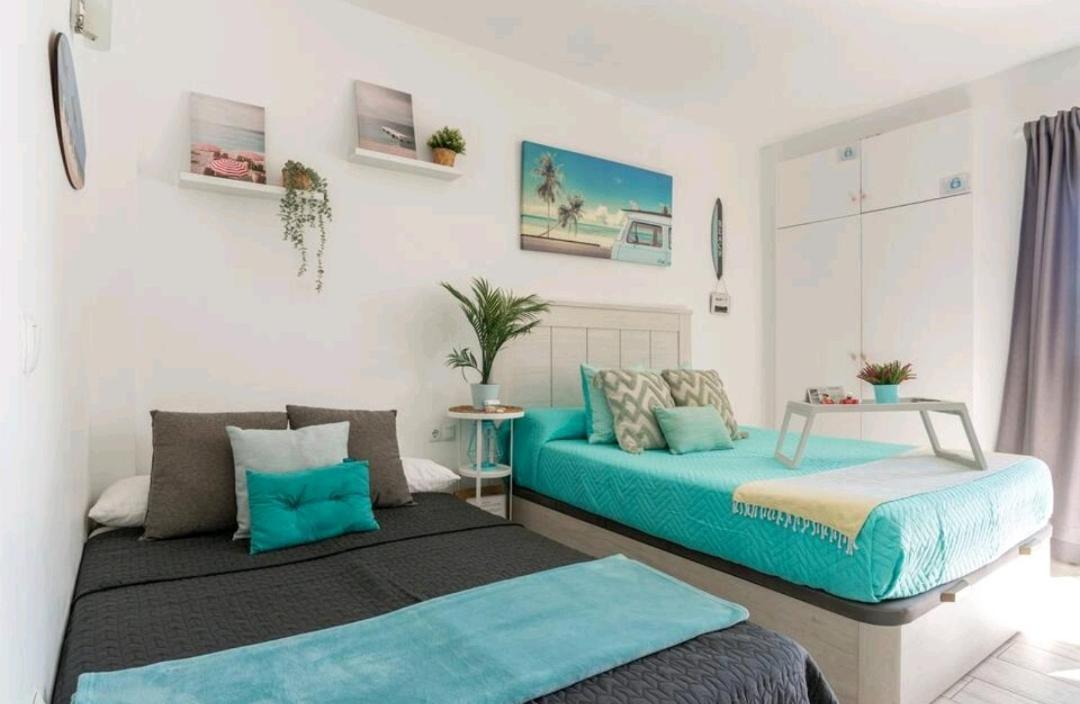 El Estudio De La Playa Benalbeach Holidays Deluxe Benalmádena Buitenkant foto