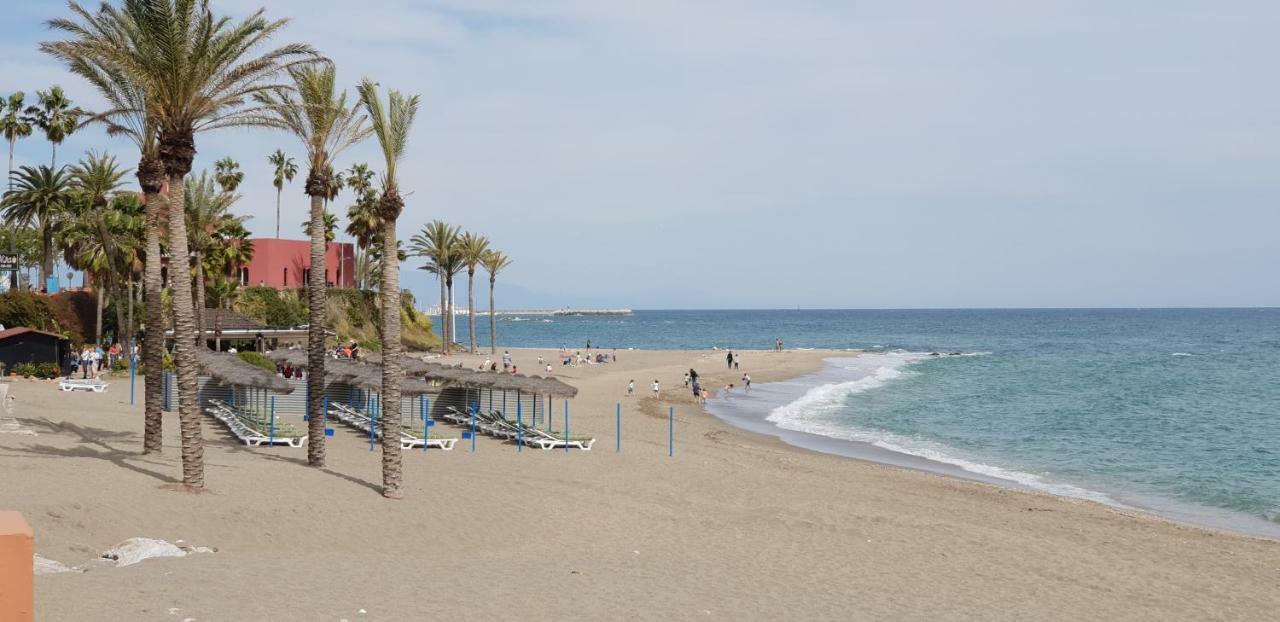 El Estudio De La Playa Benalbeach Holidays Deluxe Benalmádena Buitenkant foto