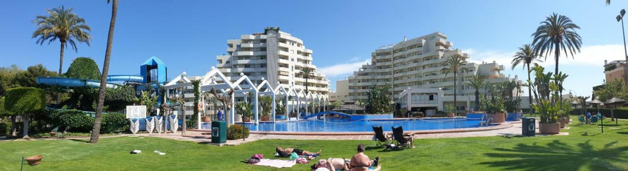 El Estudio De La Playa Benalbeach Holidays Deluxe Benalmádena Buitenkant foto