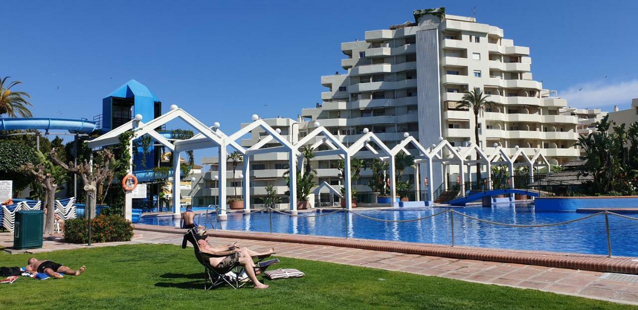 El Estudio De La Playa Benalbeach Holidays Deluxe Benalmádena Buitenkant foto